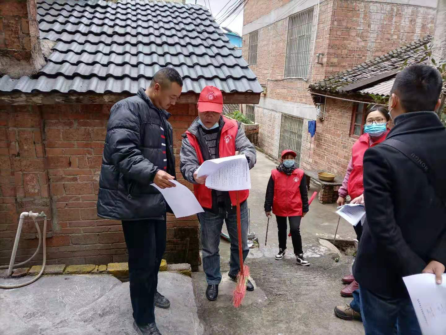 雲南省馬關縣科協開展春節期間邊境管控和疫情防控宣傳活動