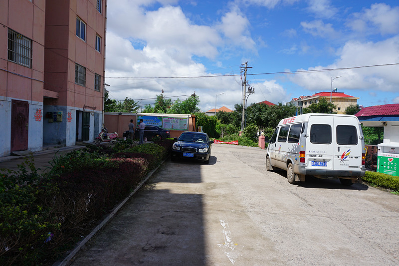 凤凰台社区宣传栏