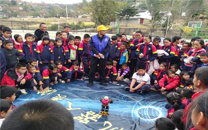 永平杉阳镇阿海寨村完小